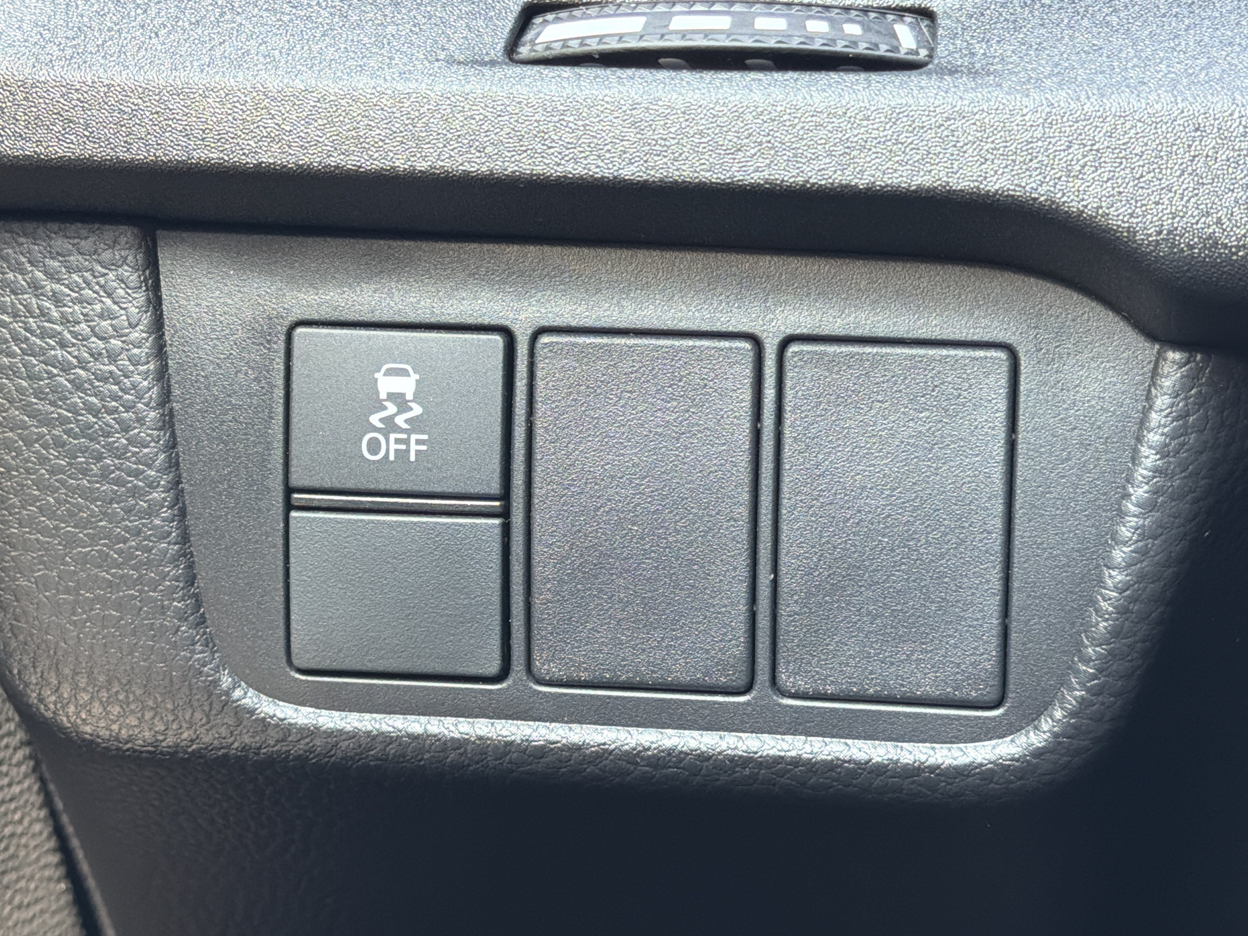 Used 2025 Canyon River Blue Metallic Honda EX image 13