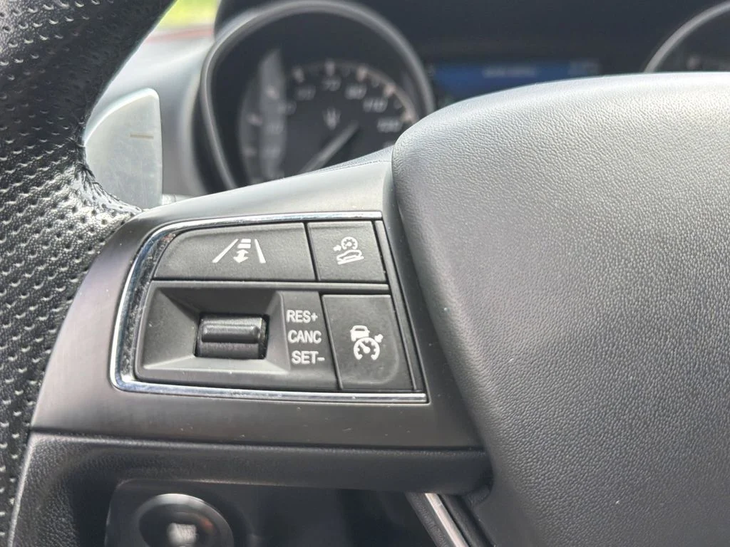Used 2017  Maserati S image 18