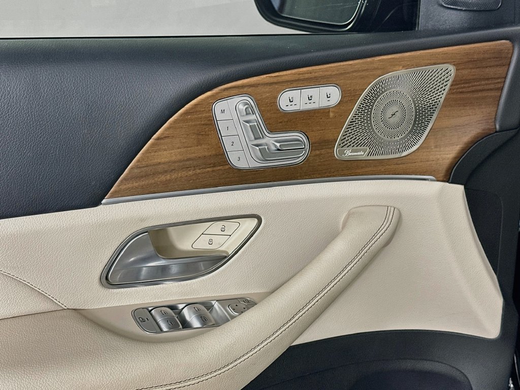 Certified Used 2024 Black Mercedes-Benz GLE 350 image 18