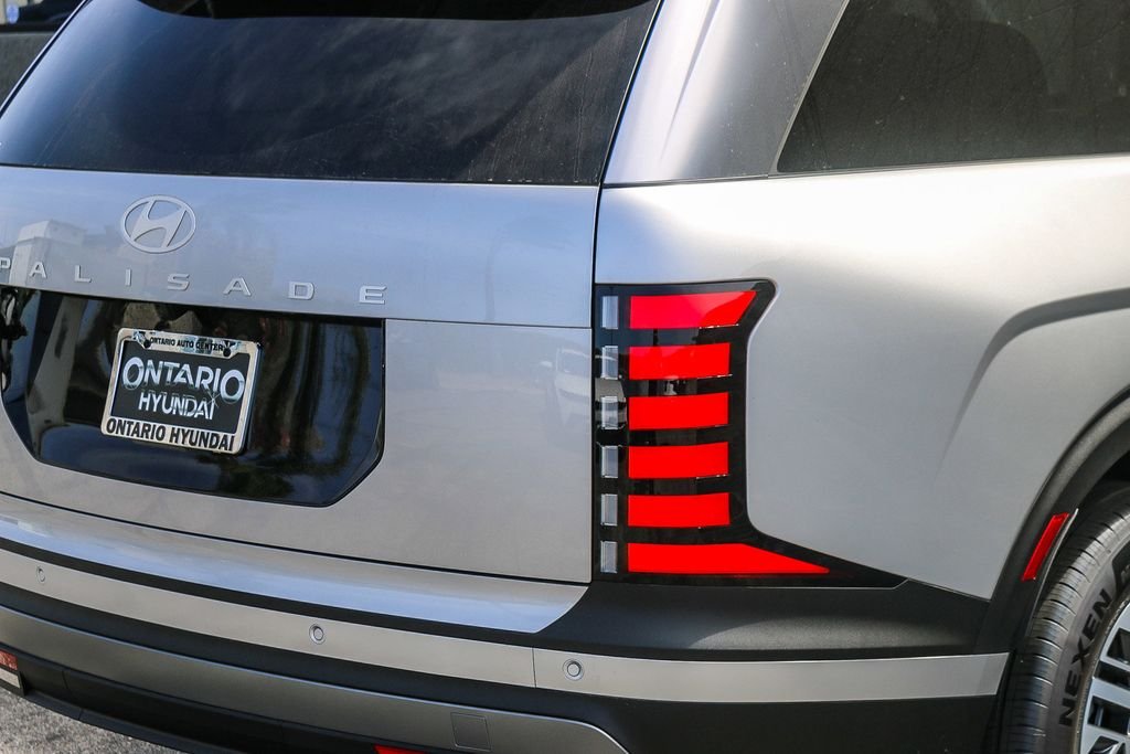 New 2026 Silver Hyundai SEL image 9