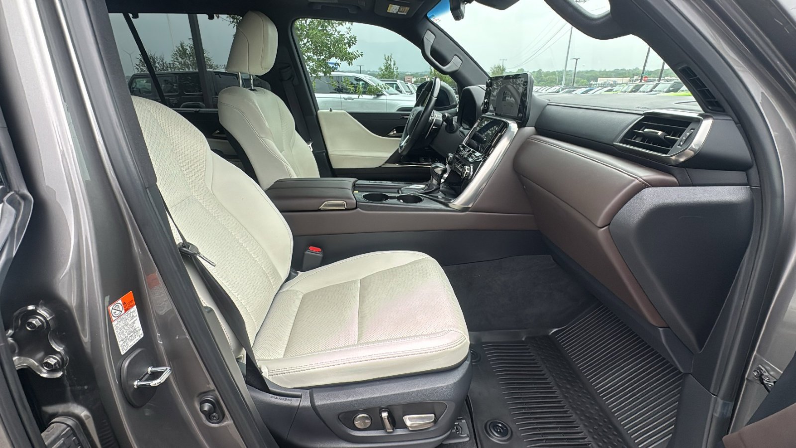 Certified Used 2024 Manganese Luster Lexus LX 600 Luxury image 27