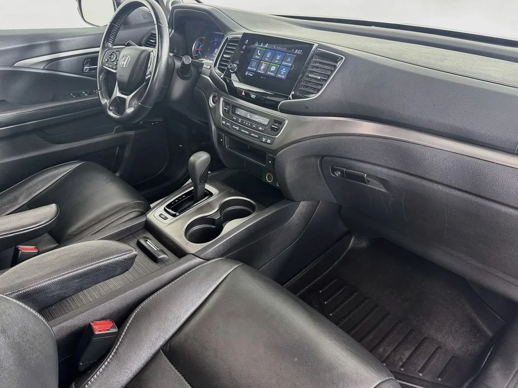 Certified Used 2019 Gray Honda EX-L image 40