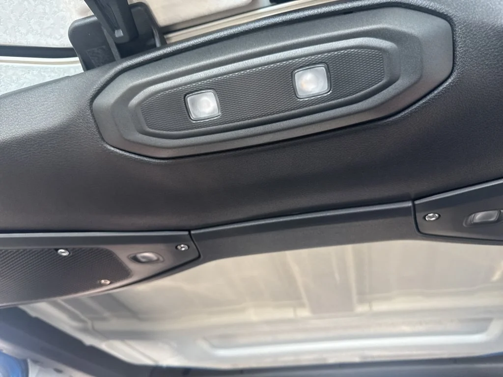 Used 2025 Blue Jeep Sahara image 38