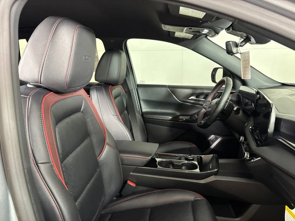 2027 Chevrolet Equinox RS - Photo 19