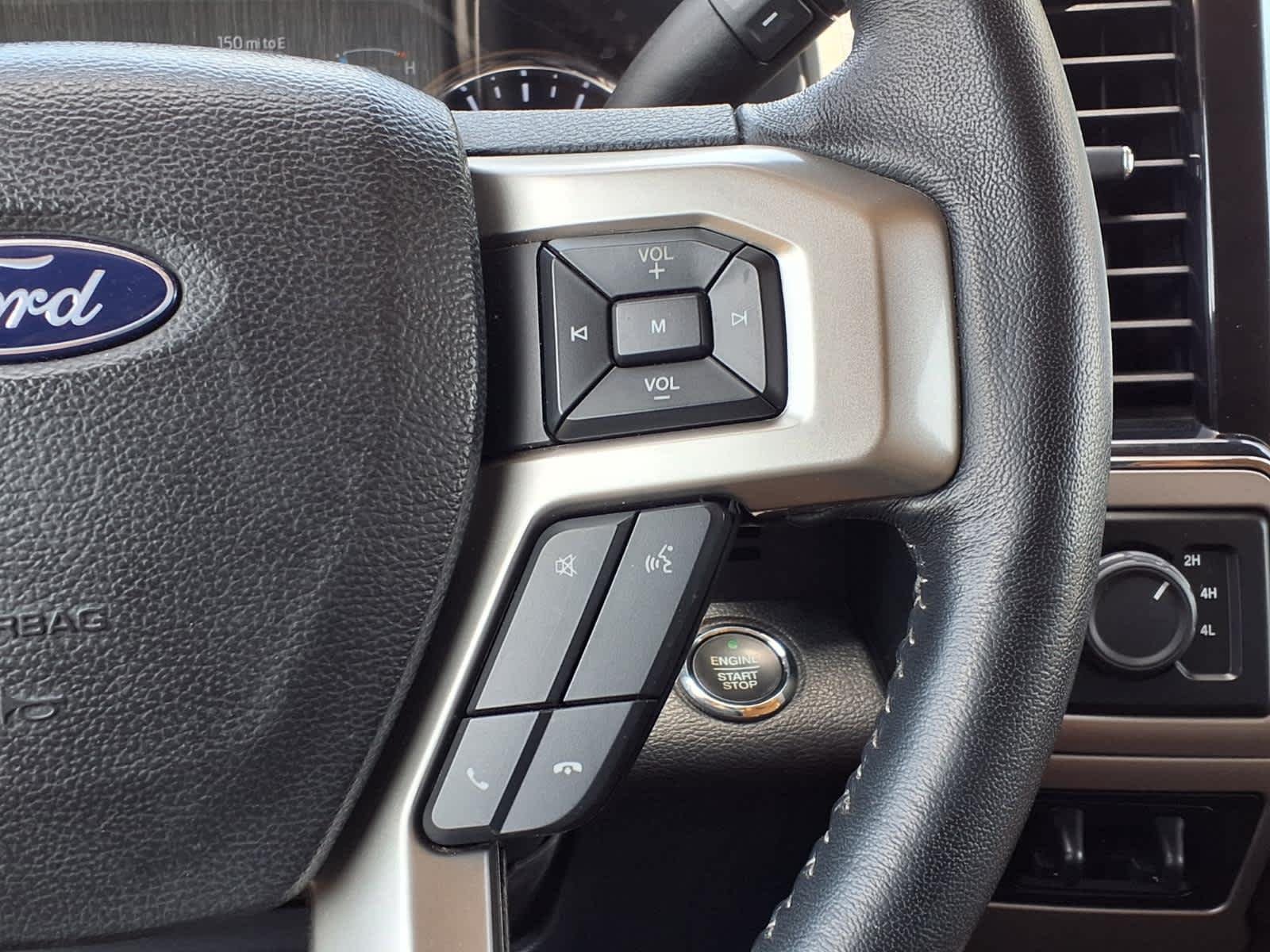 Used 2022 Star White Metallic Tri-Coat Ford LARIAT image 25