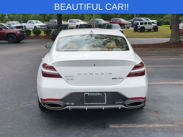 Used 2022 White Genesis 3.3T image 4
