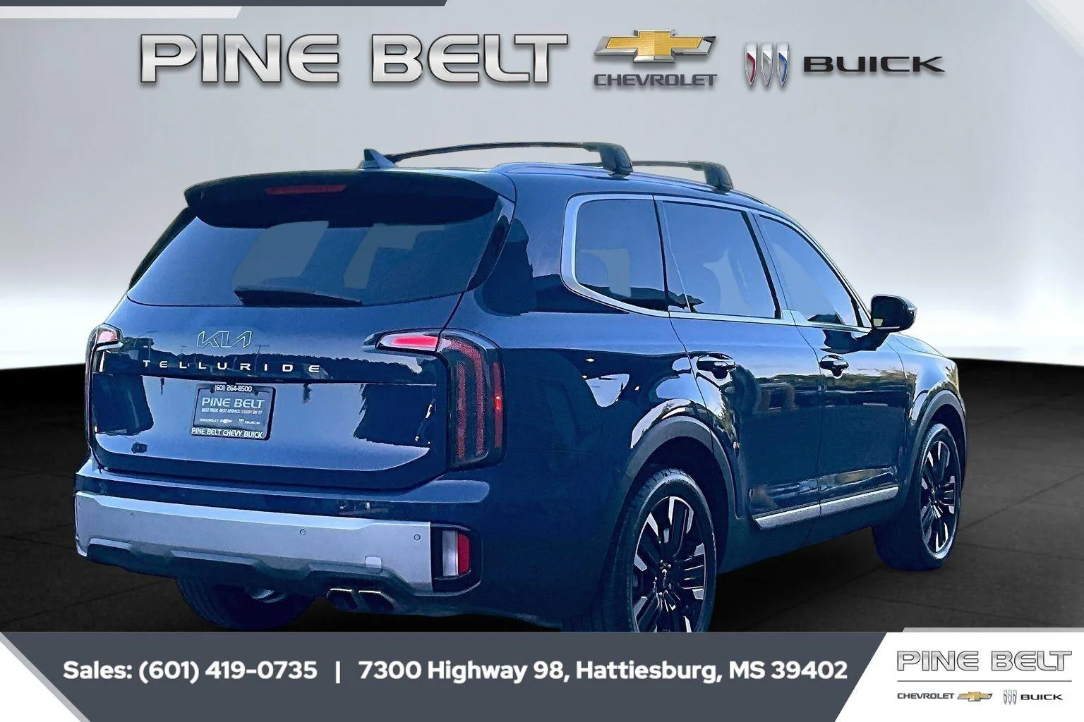 Used 2023 Midnight Lake Blue Kia SX image 11