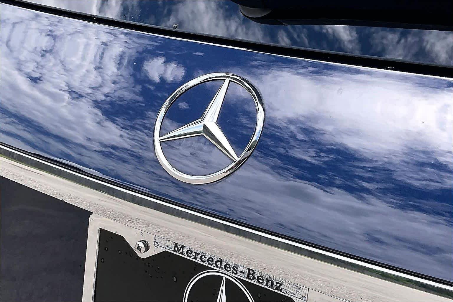 Certified Used 2020 Lunar Blue Metallic Mercedes-Benz GLE 350 image 30