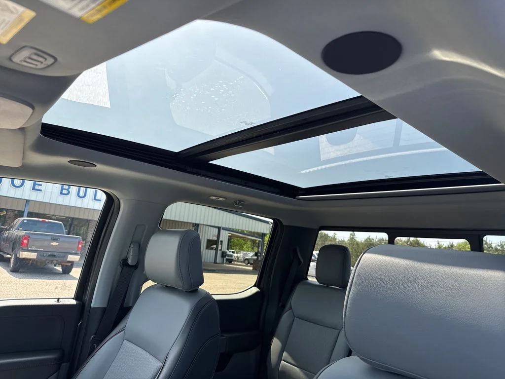 Used 2025 Gray Ford Lariat image 9