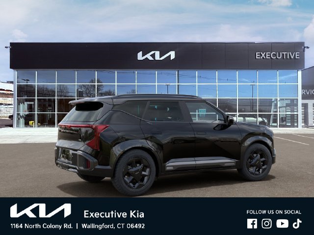 New 2027 Black Kia X-Line S image 6
