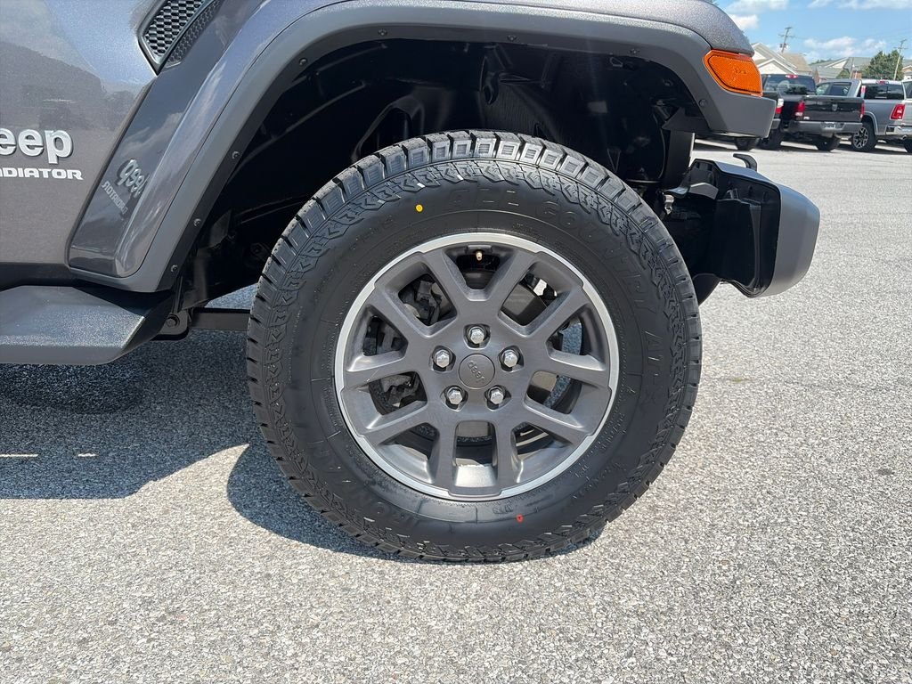 Used 2020 Gray Jeep Overland image 46