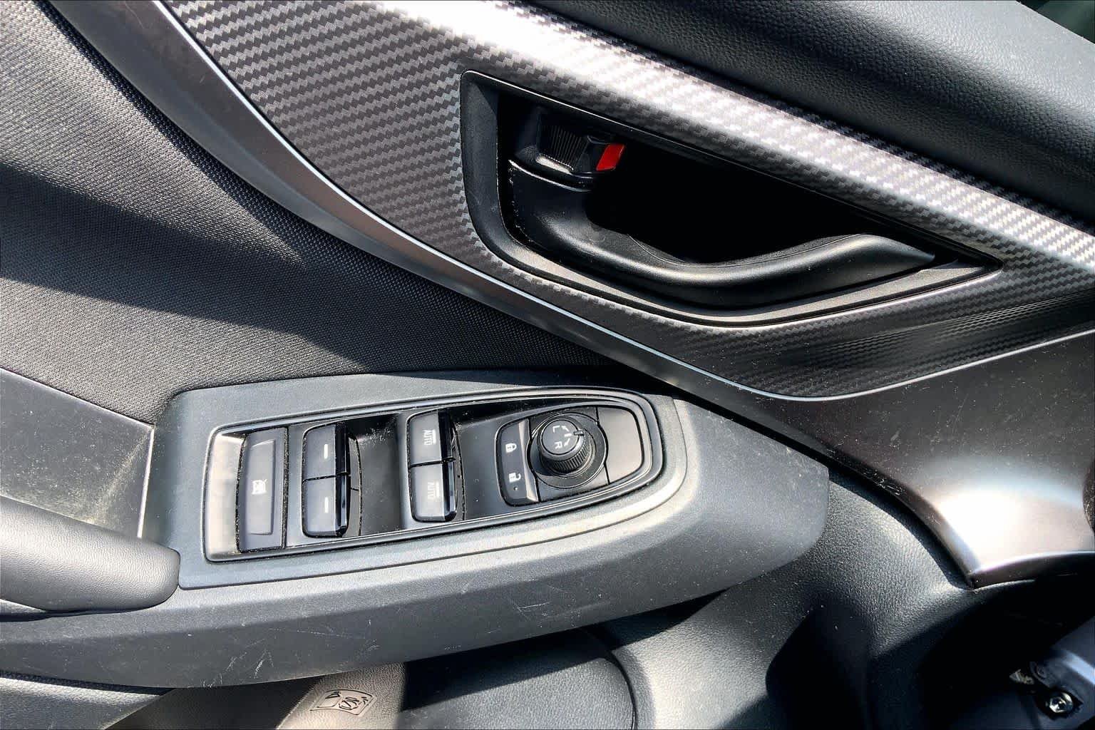 Used 2022 Ice Silver Metallic Subaru  image 36