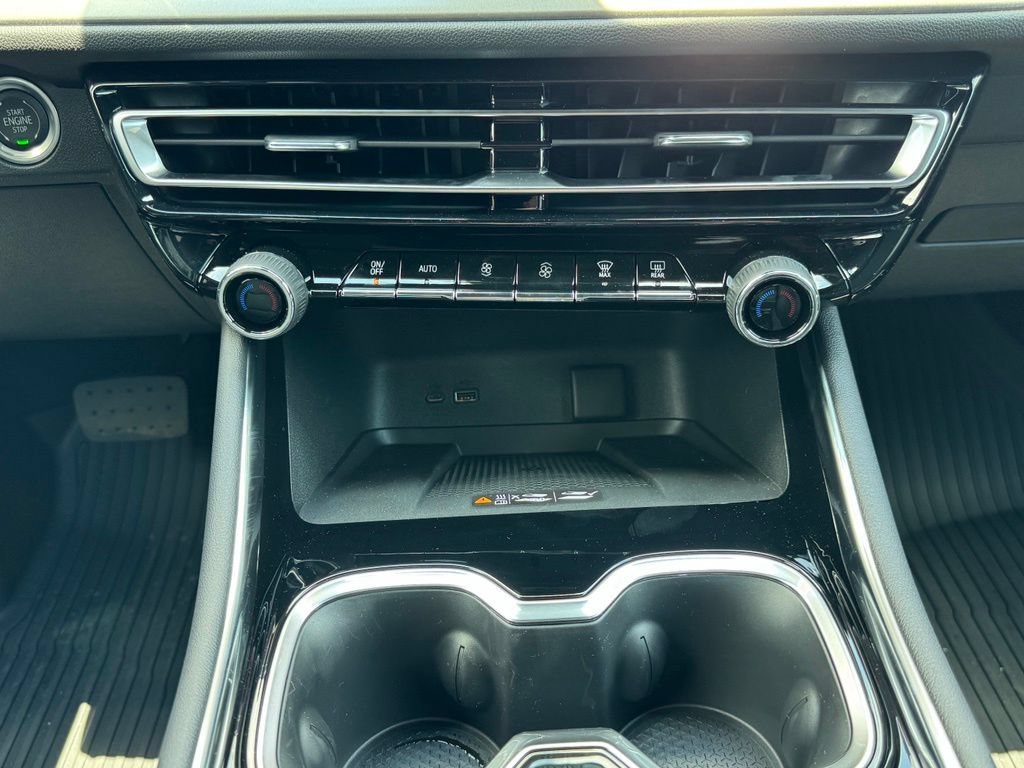 2026 Chevrolet Traverse LT - Photo 27