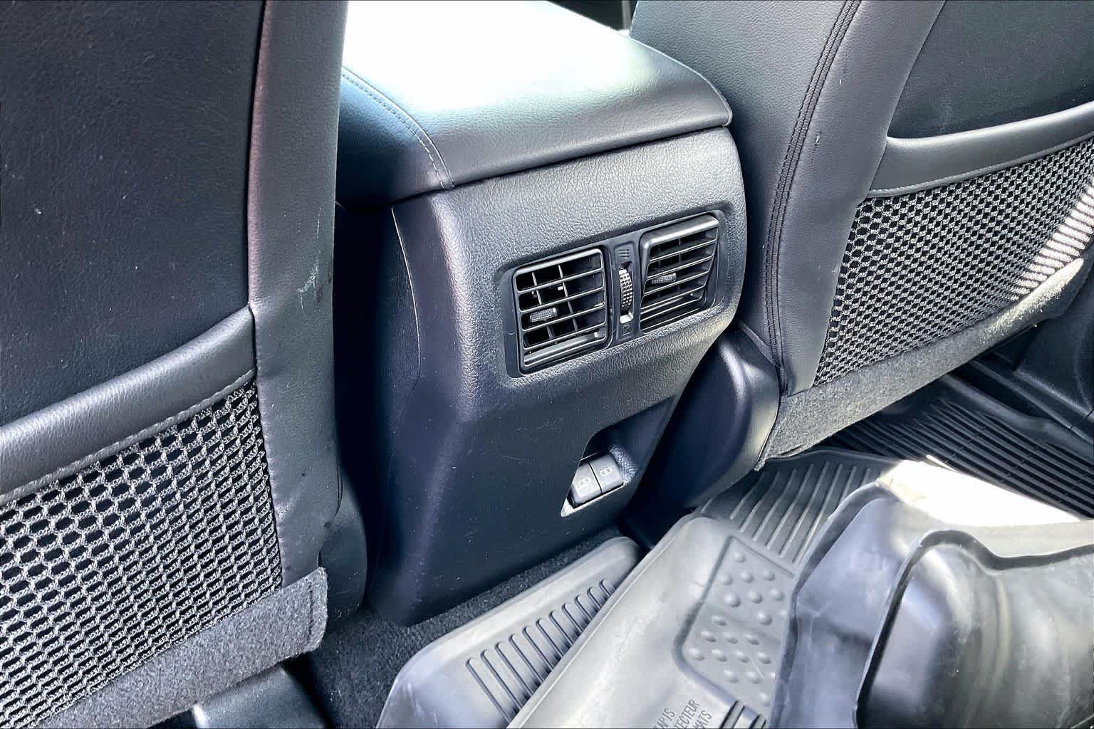 Used 2023 Magnetic Gray Metallic Toyota SR5 Premium image 34