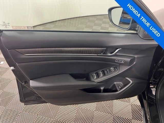 Certified Used 2020 Crystal Black Pearl Honda EX-L image 10