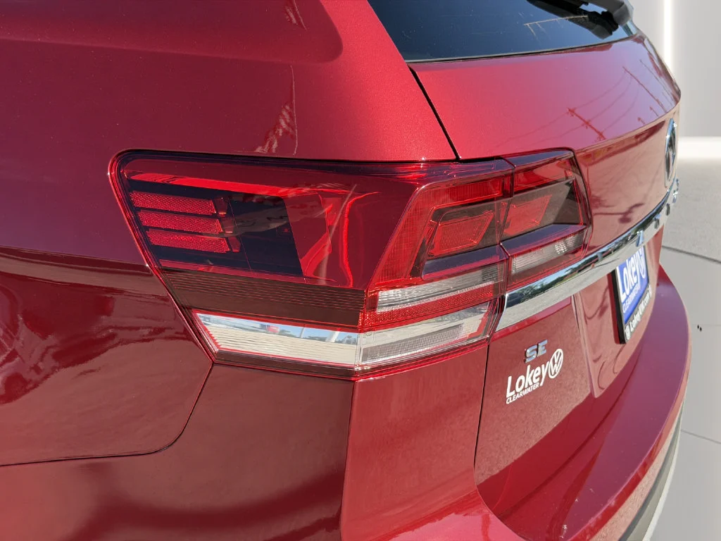 Used 2019 Red Volkswagen 3.6L V6 SE image 10