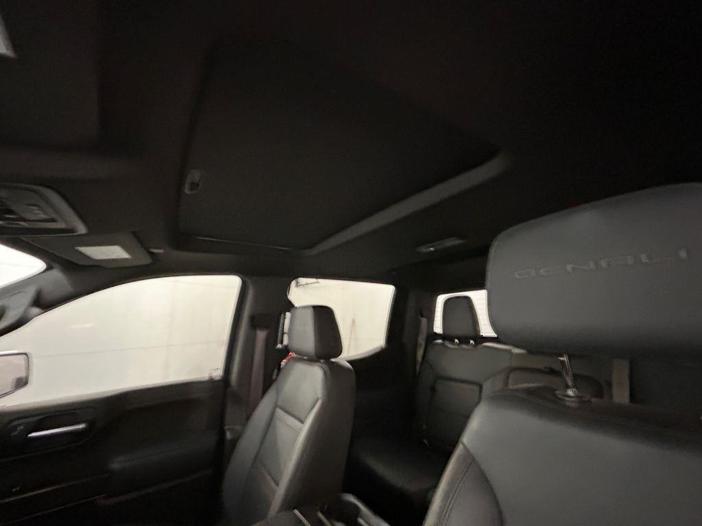 Used 2020 White GMC Denali image 25