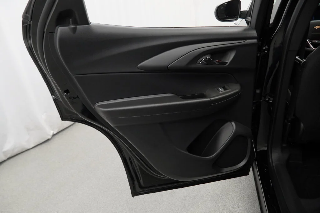 New 2026 Mosaic Black Metallic Chevrolet LT image 29