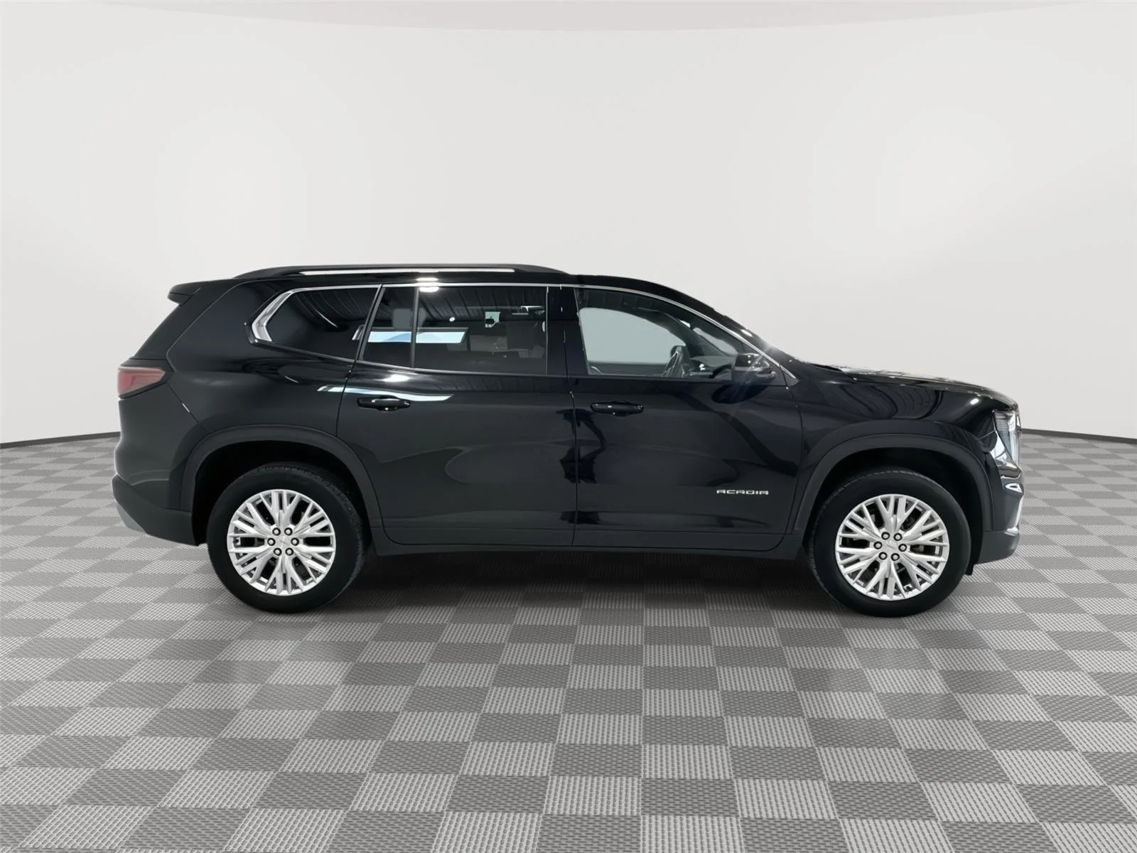 Used 2025 Ebony Twilight Metallic GMC Elevation image 6