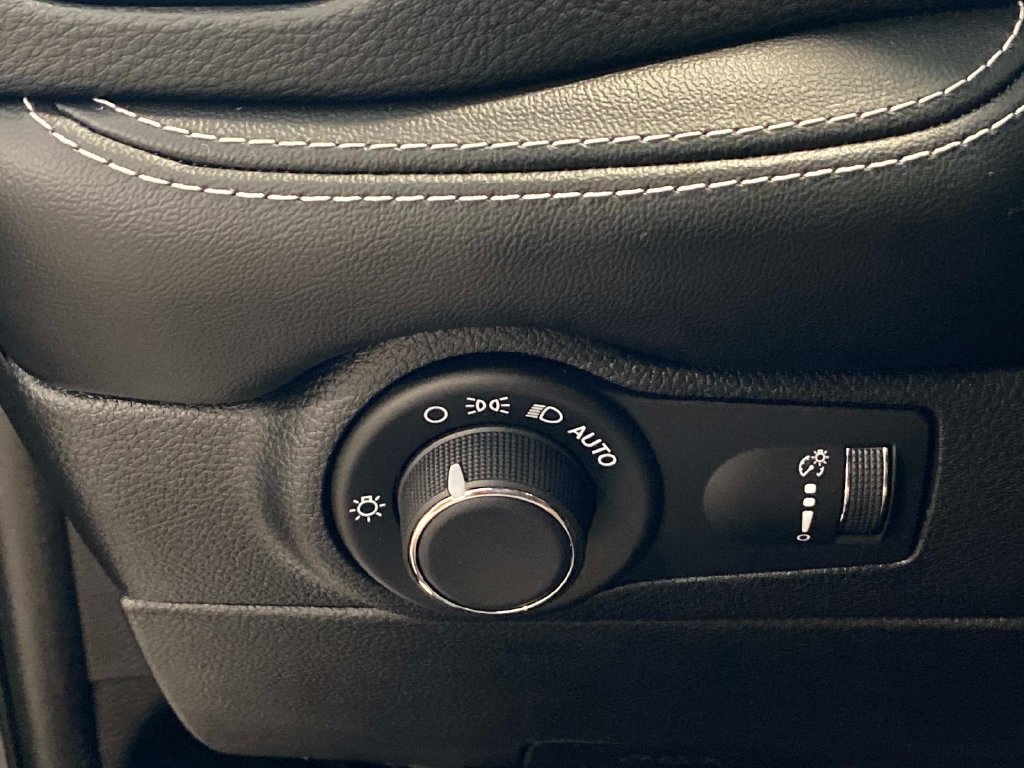 Used 2025 Gray Dodge SRT Hellcat image 24