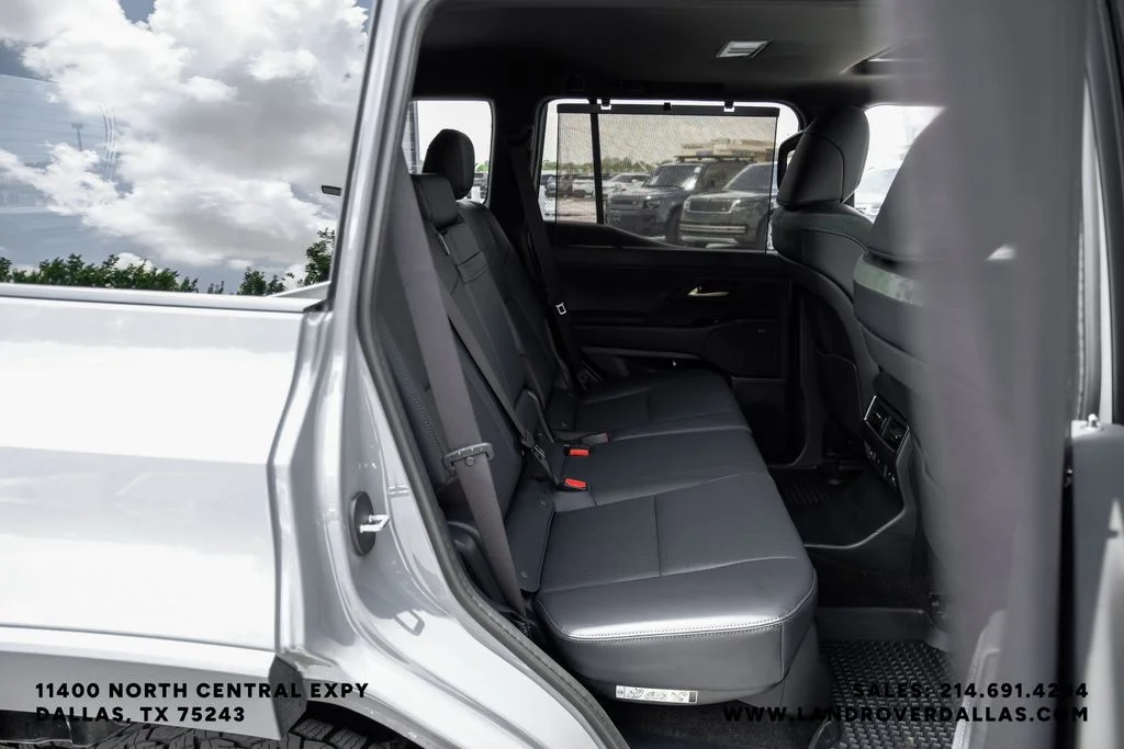 Used 2026 Incognito/Black Roof Lexus 550 Overtrail+ image 39