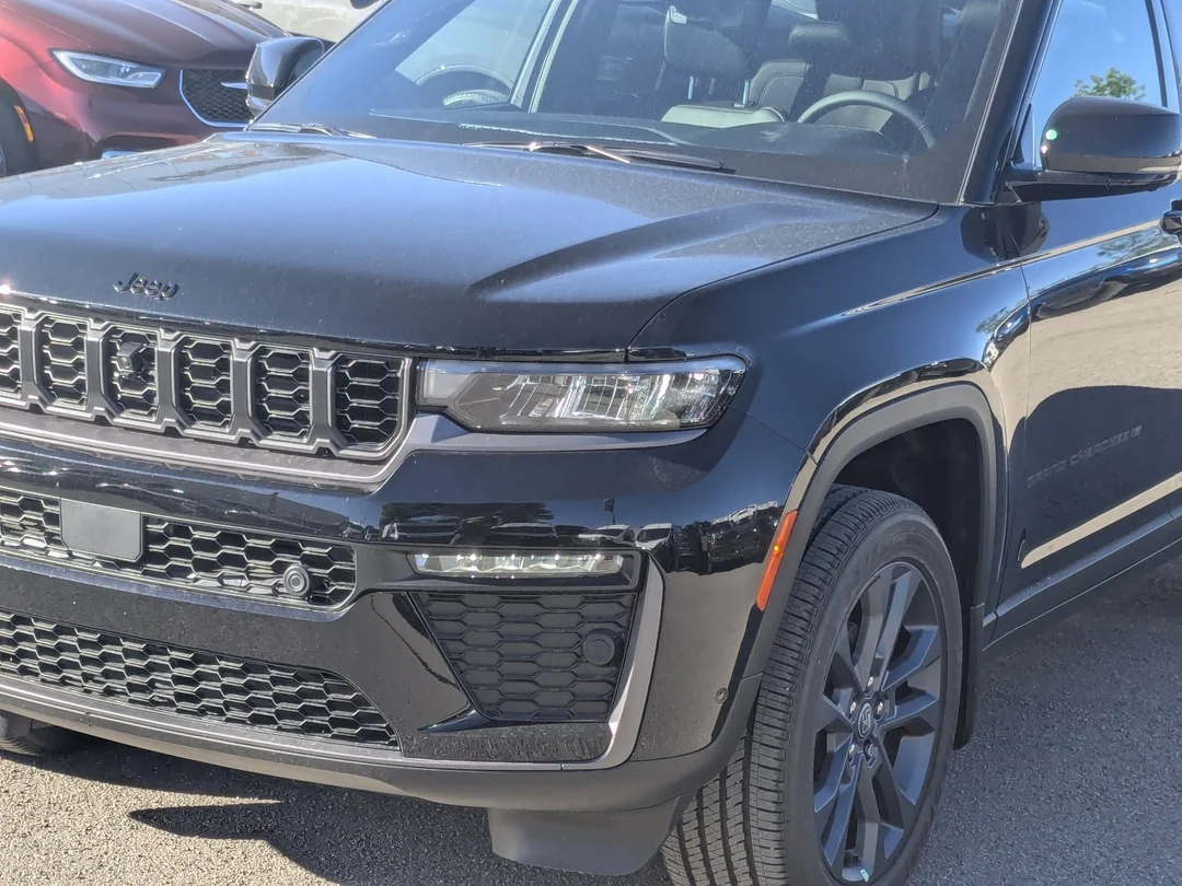 New 2026 Black Jeep 85th Anniversary - - 4x4 - 324HP Turbo Hurricane I4 - Adaptive Cruise Control & More! image 10