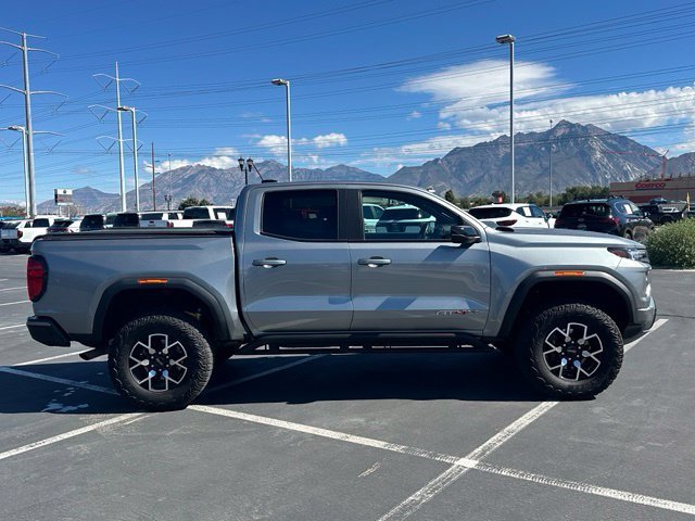 2024 GMC Canyon AT4X - Photo 8