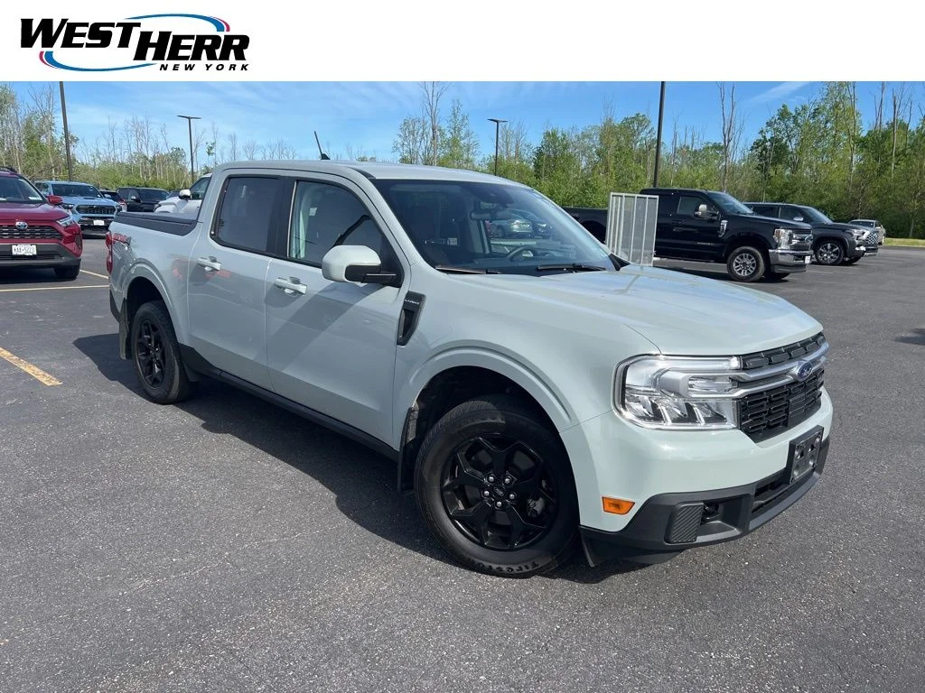 2023 Ford Maverick Lariat AWD's photo