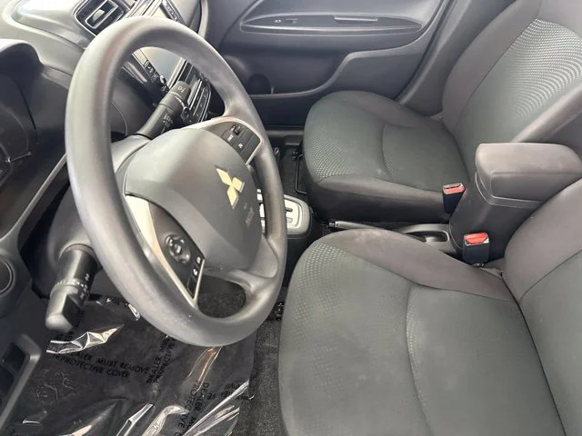 Used 2020  Mitsubishi ES image 21