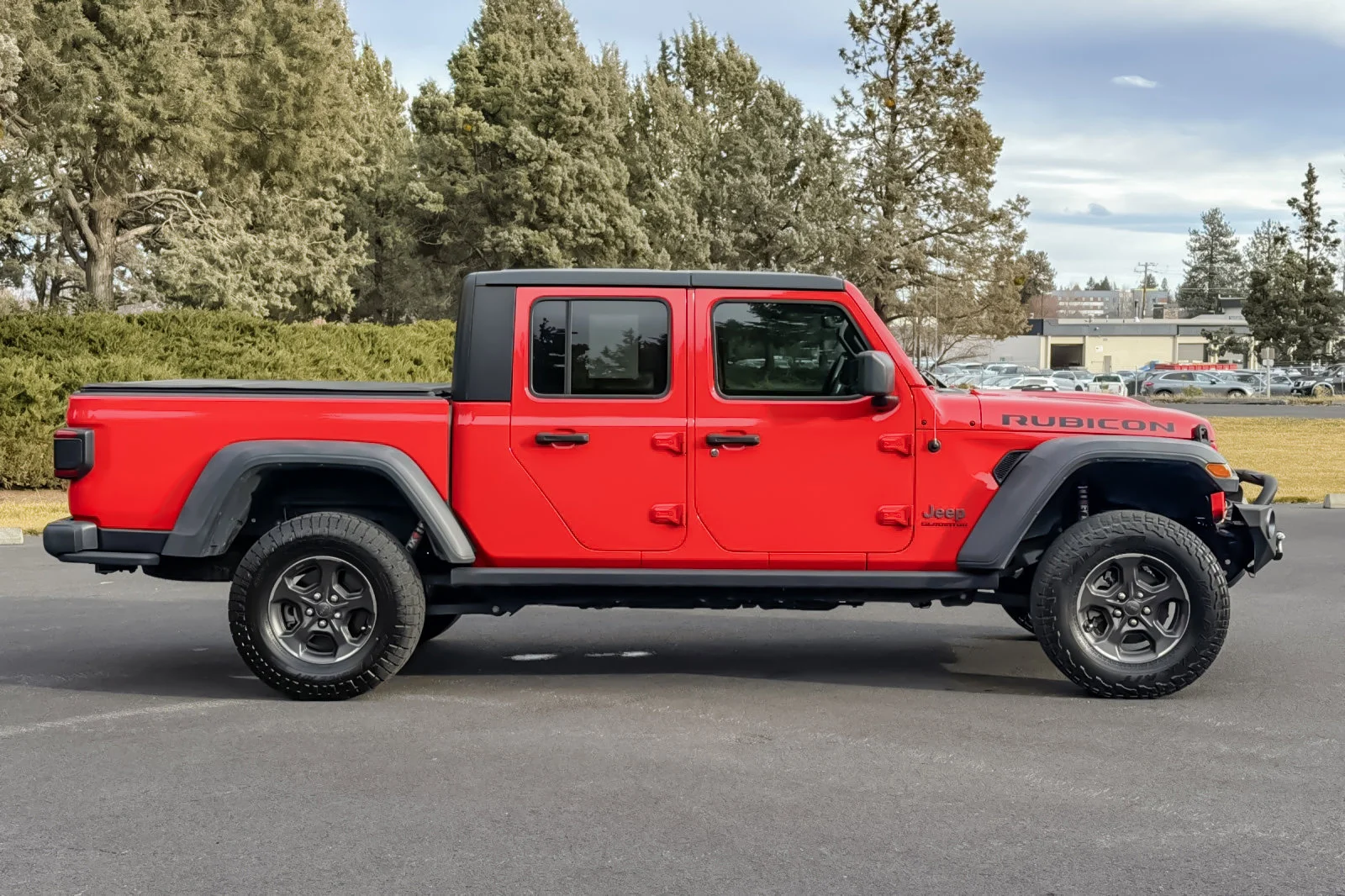 Used 2020 Firecracker Red Clearcoat Jeep Rubicon image 3