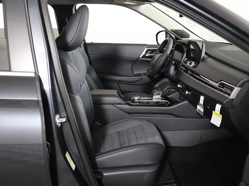 New 2026 Gray Mitsubishi SE 1.5T S-AWC image 30