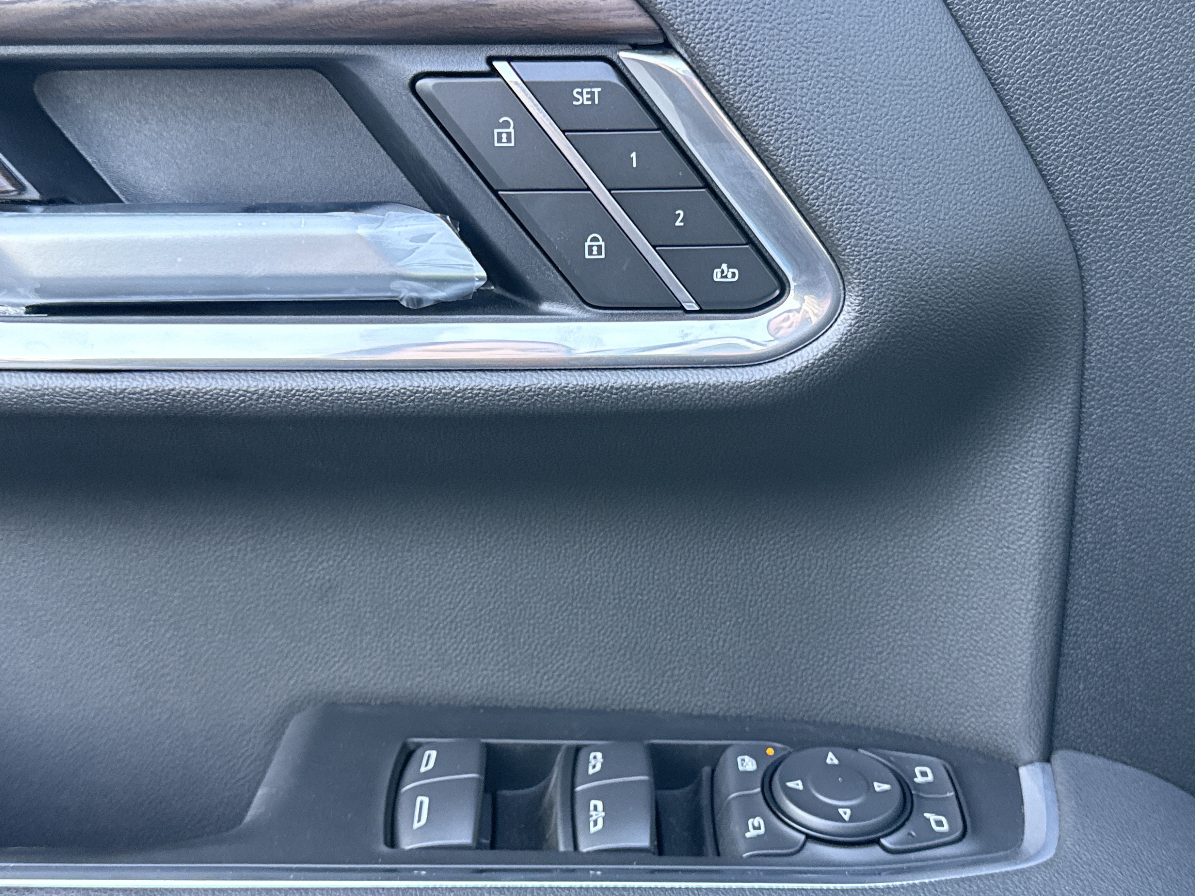 2026 GMC Sierra 1500 SLT - Photo 19