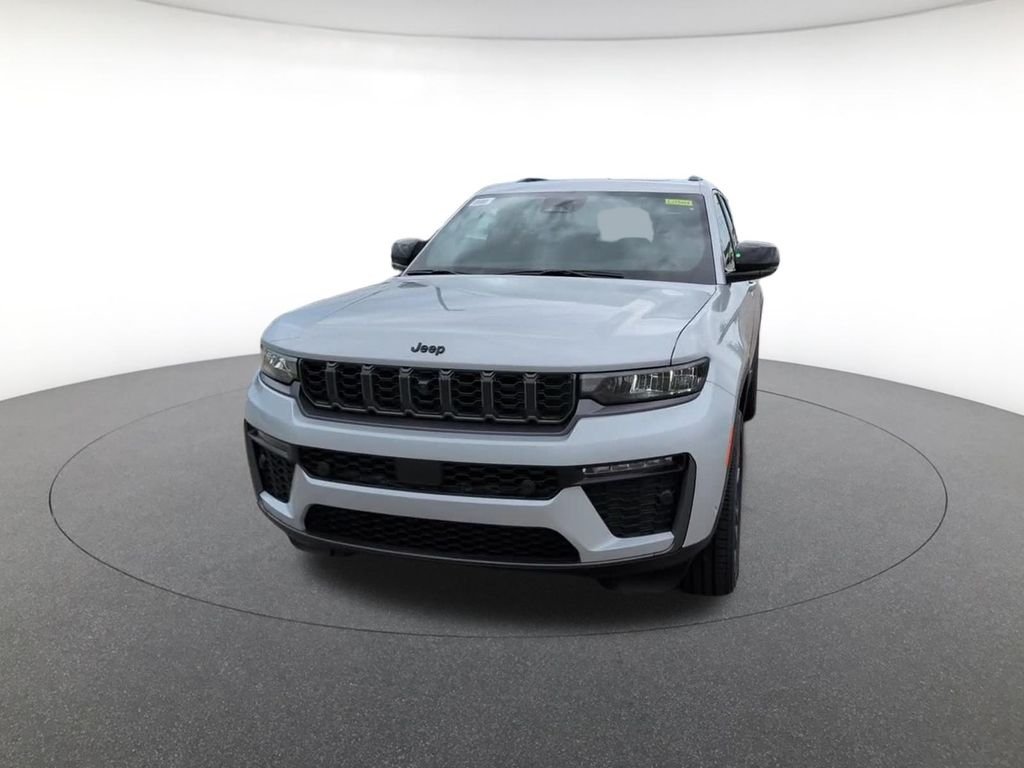 New 2026 Silver Zynith Jeep  image 16