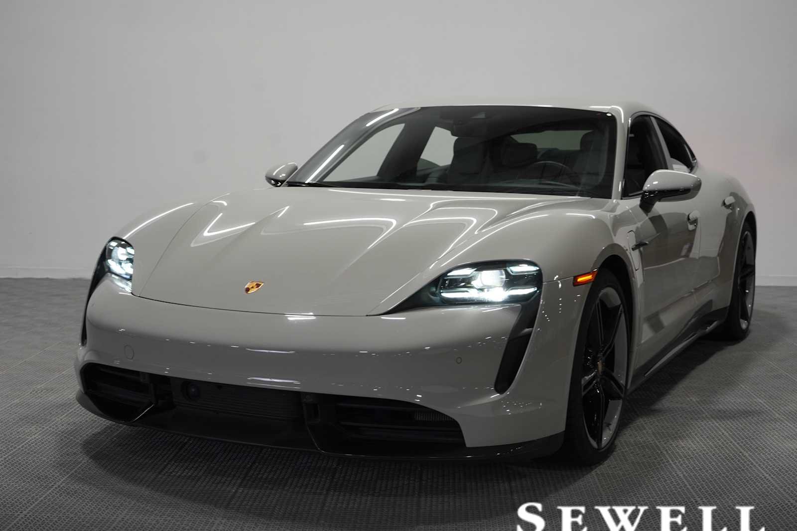 2021 Porsche Taycan Turbo S