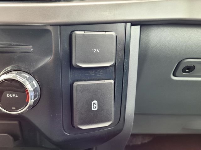 Used 2025  Ford XLT image 17