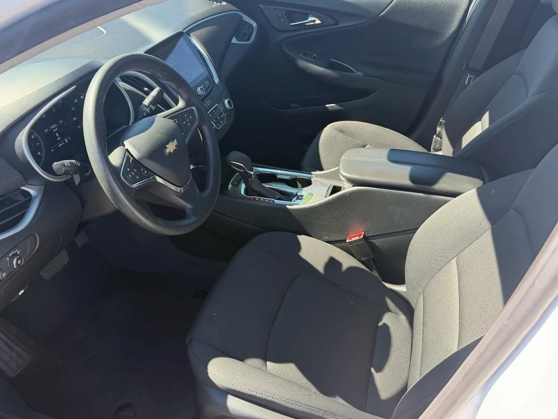 Used 2024 Summit White Chevrolet 1LT image 15