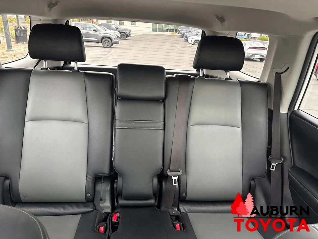 Used 2019 Ice Cap Toyota SR5 Premium image 29