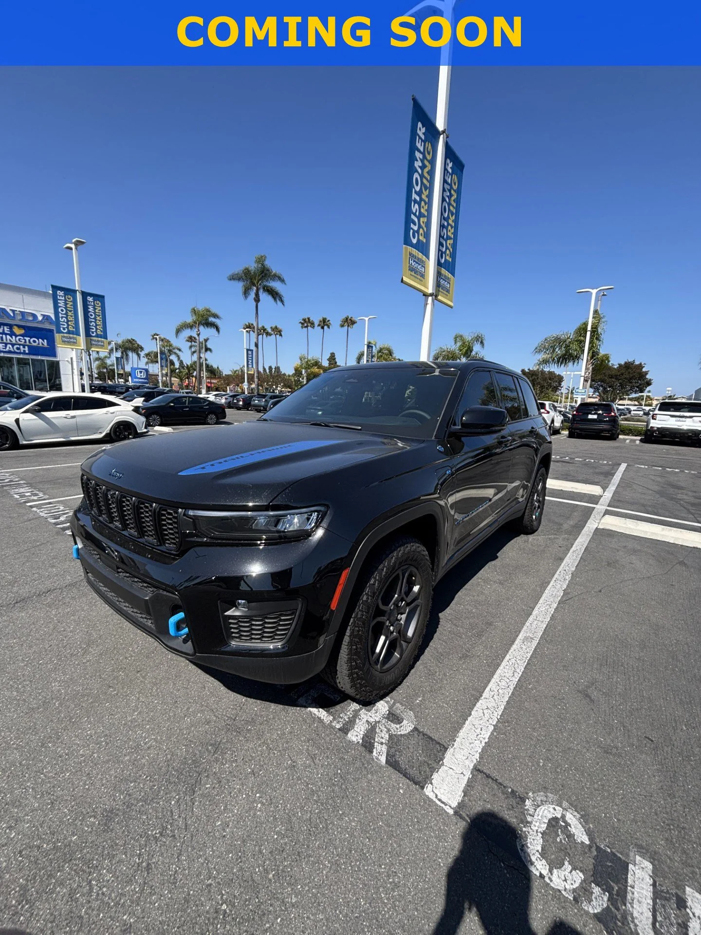 2023 Jeep Grand Cherokee Trailhawk 4xe CARB 4x4's photo