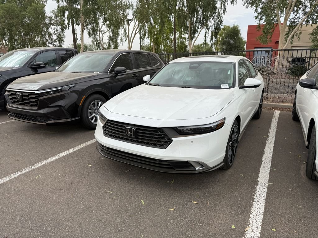 New 2026 Platinum White Pearl Honda Touring image 1