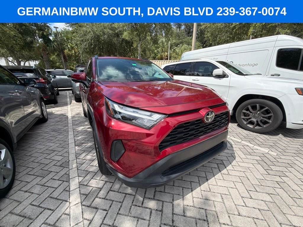 Used 2022 Pearl Toyota XLE image 13