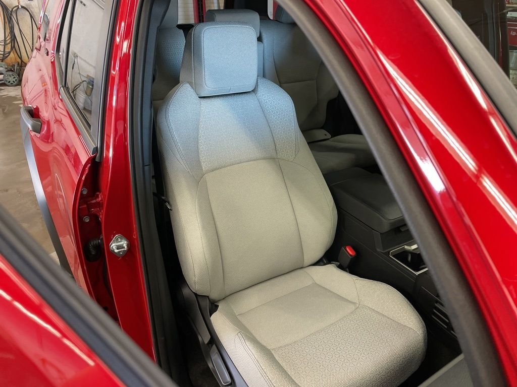 2026 Toyota 4Runner SR5 - Photo 31