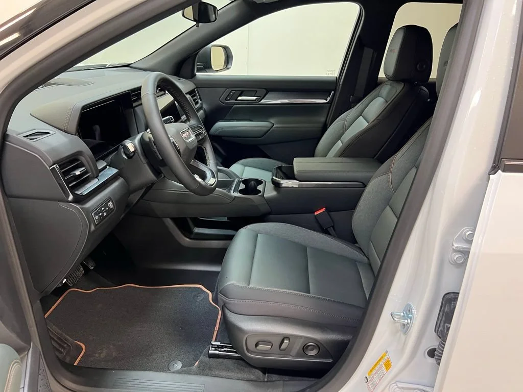2026 GMC Terrain AT4 - Photo 14