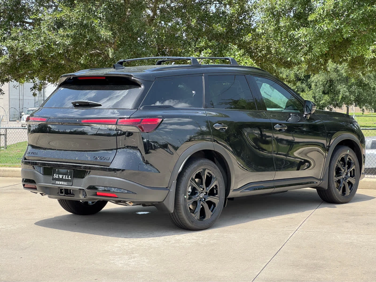 New 2027 MINERAL BLACK INFINITI Autograph AWD image 3