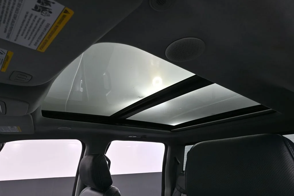 Used 2023 Blue Ford Limited image 24
