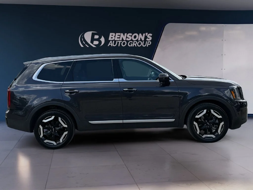 2025 Kia Telluride S - Photo 6