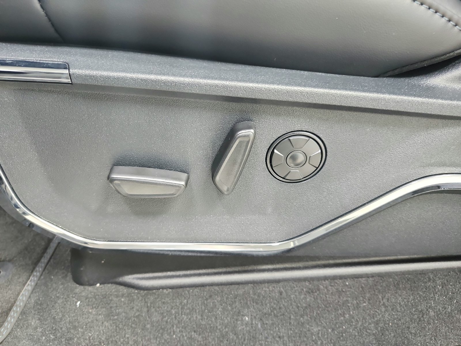 New 2027 Carbonized Gray Metallic Ford F-250® Platinum® image 20