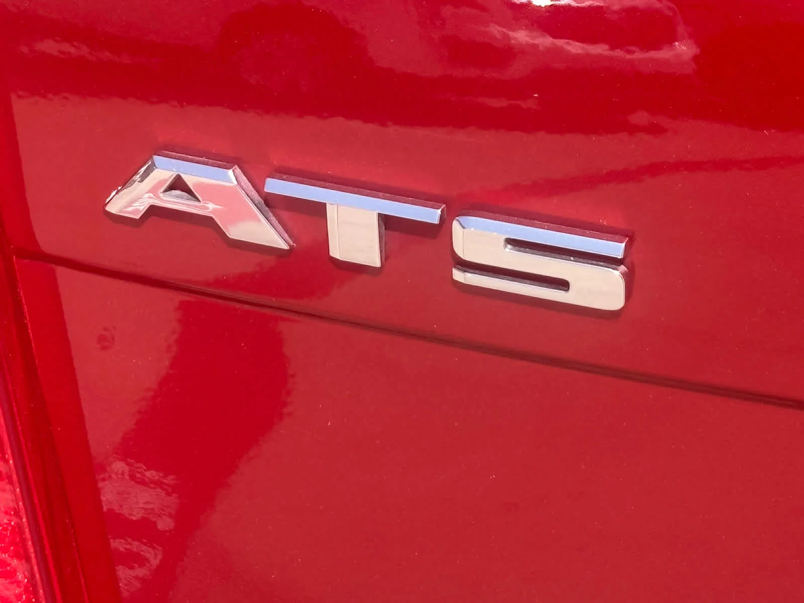 Used 2018 RED OBSESSION TINTCOAT Cadillac Luxury RWD image 9