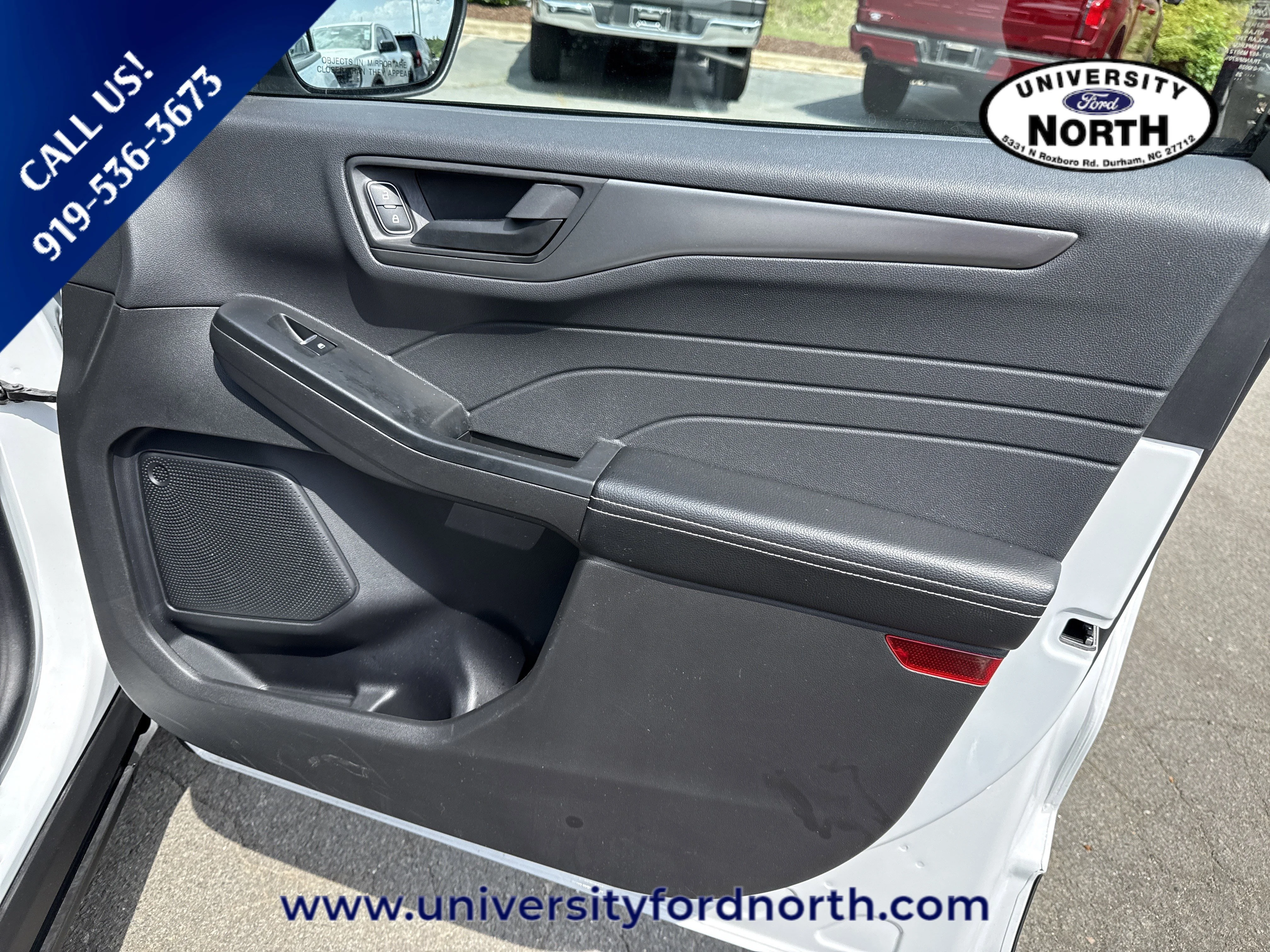 Used 2025 Oxford White Ford Active image 31