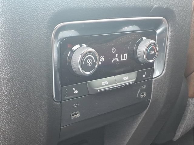 New 2026 Polar White Tricoat Chevrolet High Country image 20