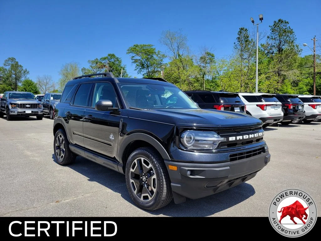 Used 2023 Black Ford Outer Banks image 9